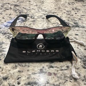 Blender’s Jenna Cartel Polarized Sunglasses